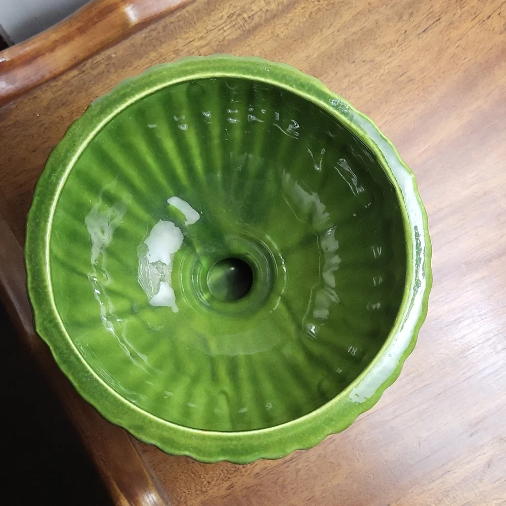 Ceramic Glazed Pedastal Planter - Picture 3 of 6